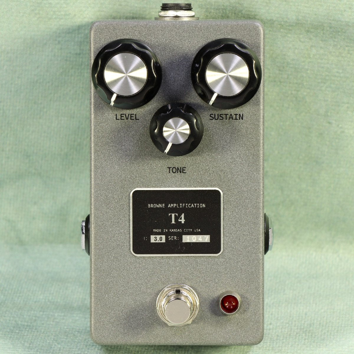 BROWNE AMPLIFICATION T4 FUZZ GRIS CARLOS