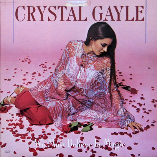 CRYSTAL GAYLE - DEBEMOS CREER EN LA MAGIA